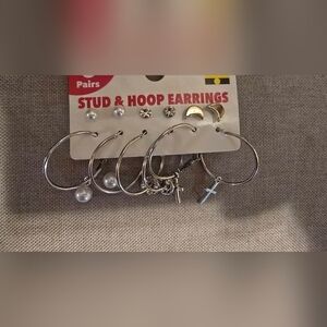 NWT Silver Stud and Hoop Earrings Set